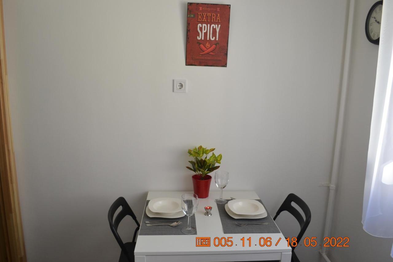 Sziget Apartman Eger Bagian luar foto